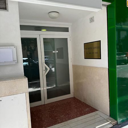 Just Hostel Capsules Аліканте Екстер'єр фото