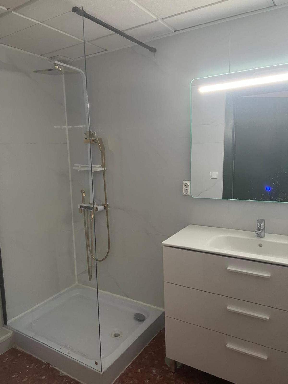 Just Hostel Capsules Аліканте Екстер'єр фото